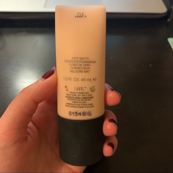 NARS Soft Matte Complete Foundation in Fiji - Picture 3 of 5